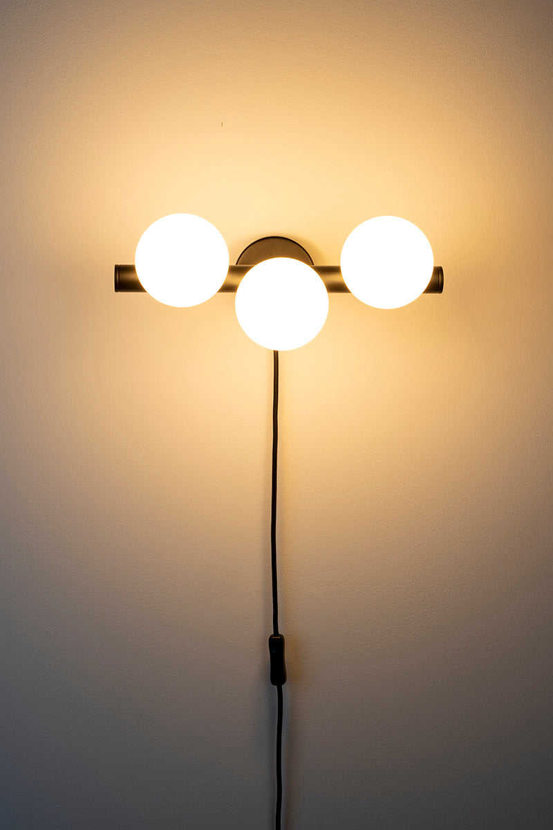 Monica Wall Lamp - WOO .Design