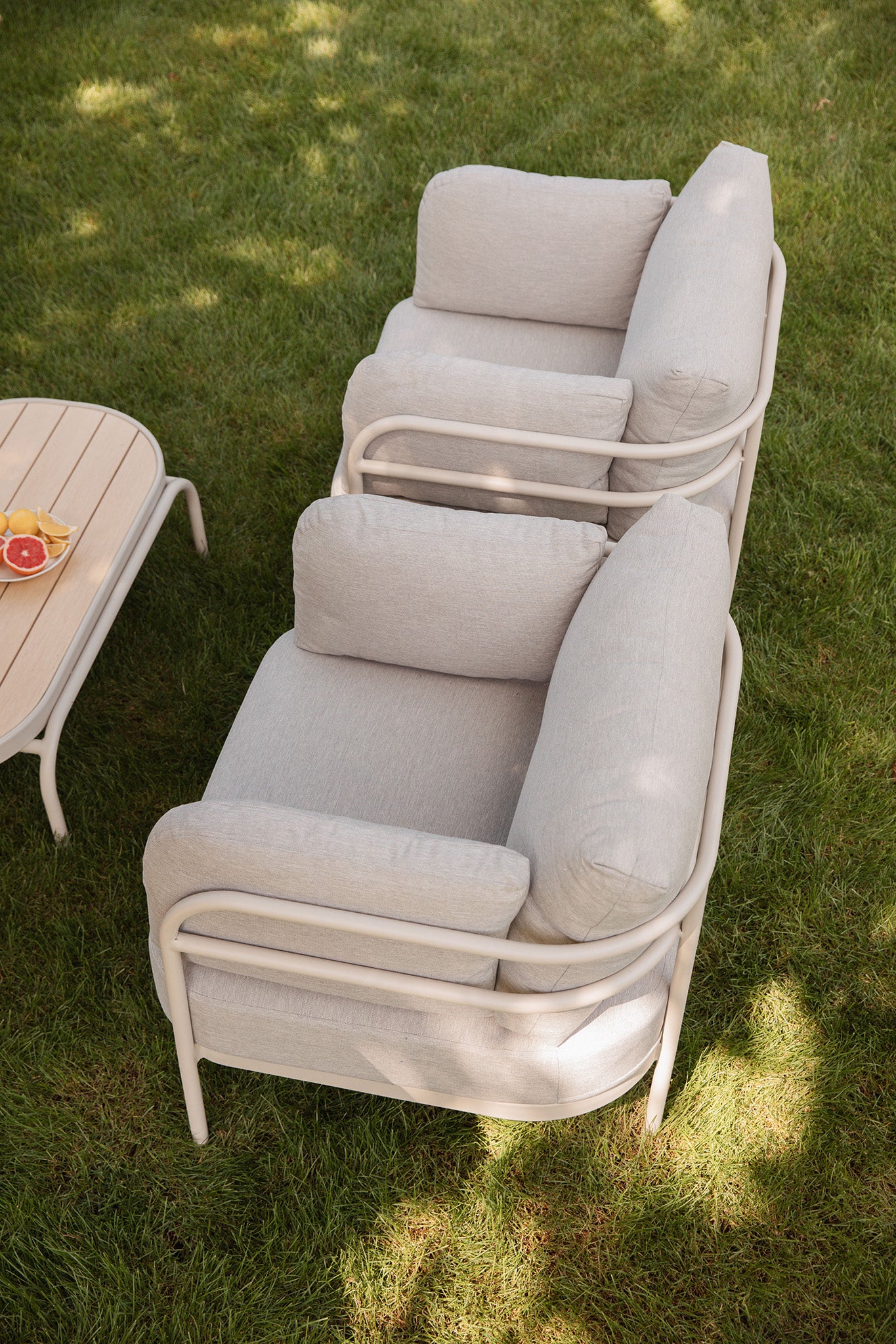 Vista Beige Outdoor Set