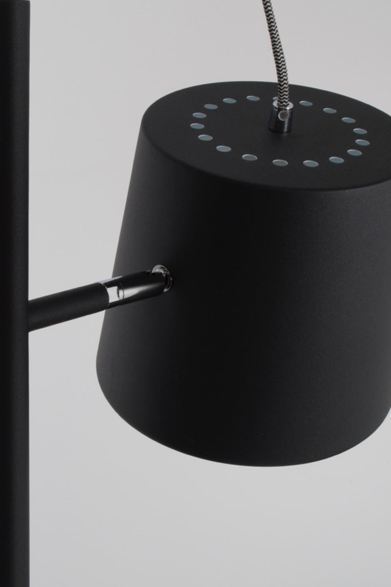 Buckle Head Floor Lamp