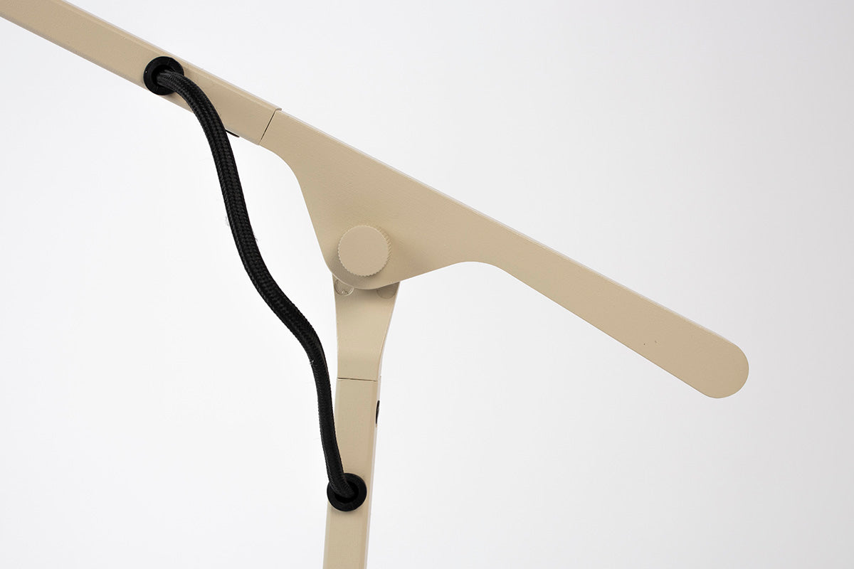 Lau Table Lamp