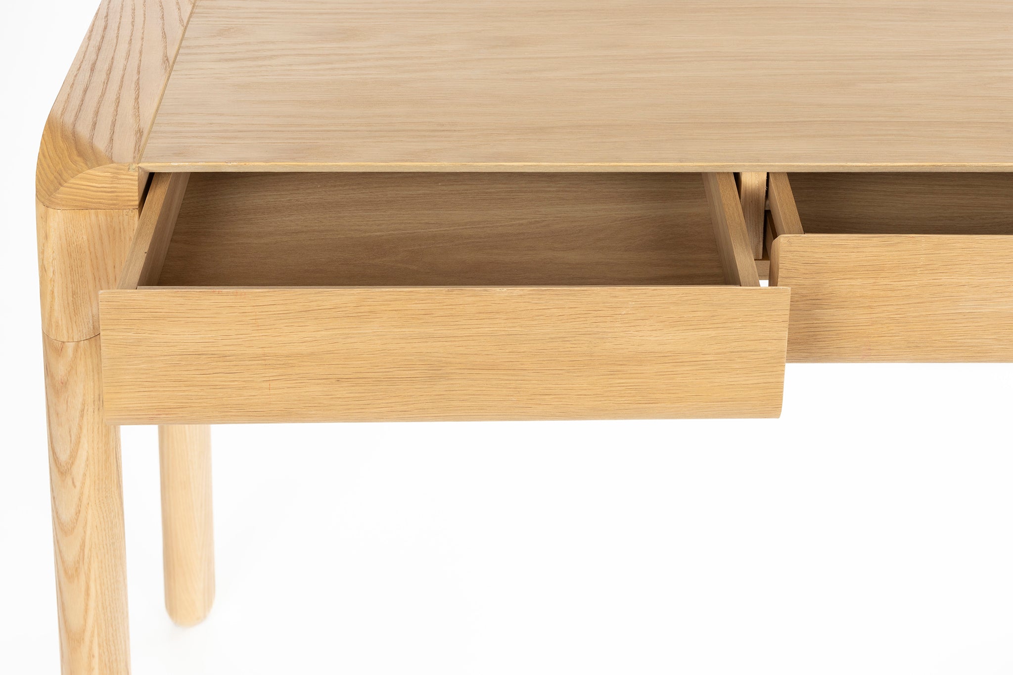 Storm Natural Console