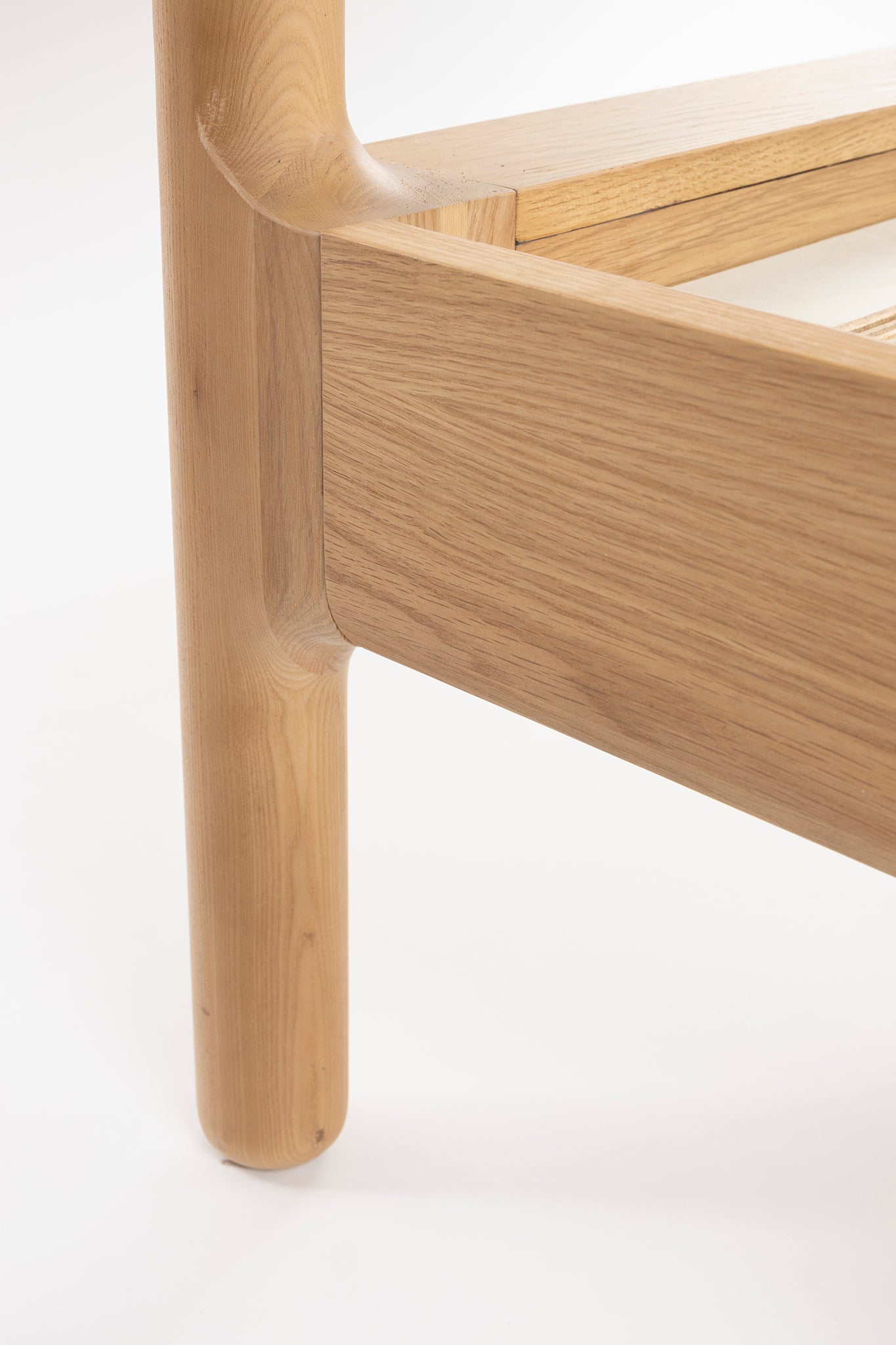 Storm Webbing Natural Bed