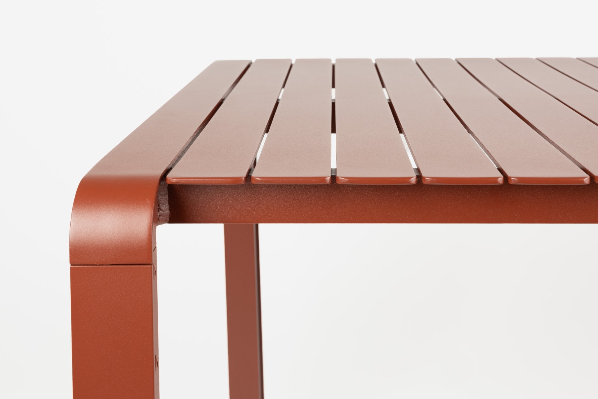 Vondel Garden Table