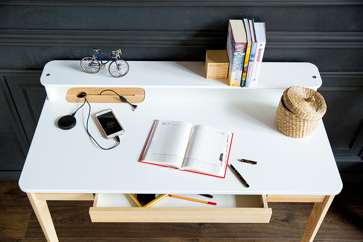 Ashme Writing Desk - WOO .Design