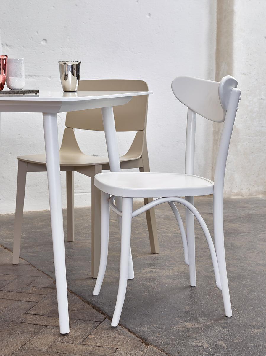 Banana Wood Chair - WOO .Design