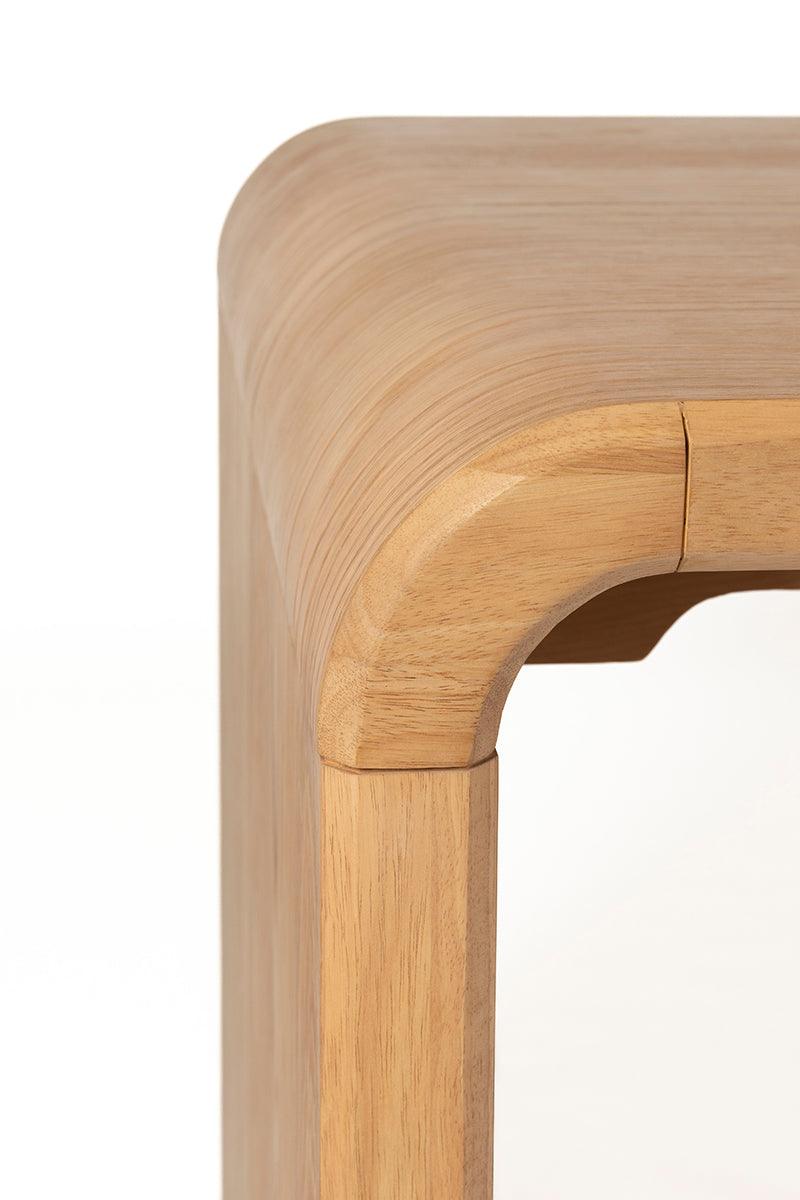 Brave Table - WOO .Design