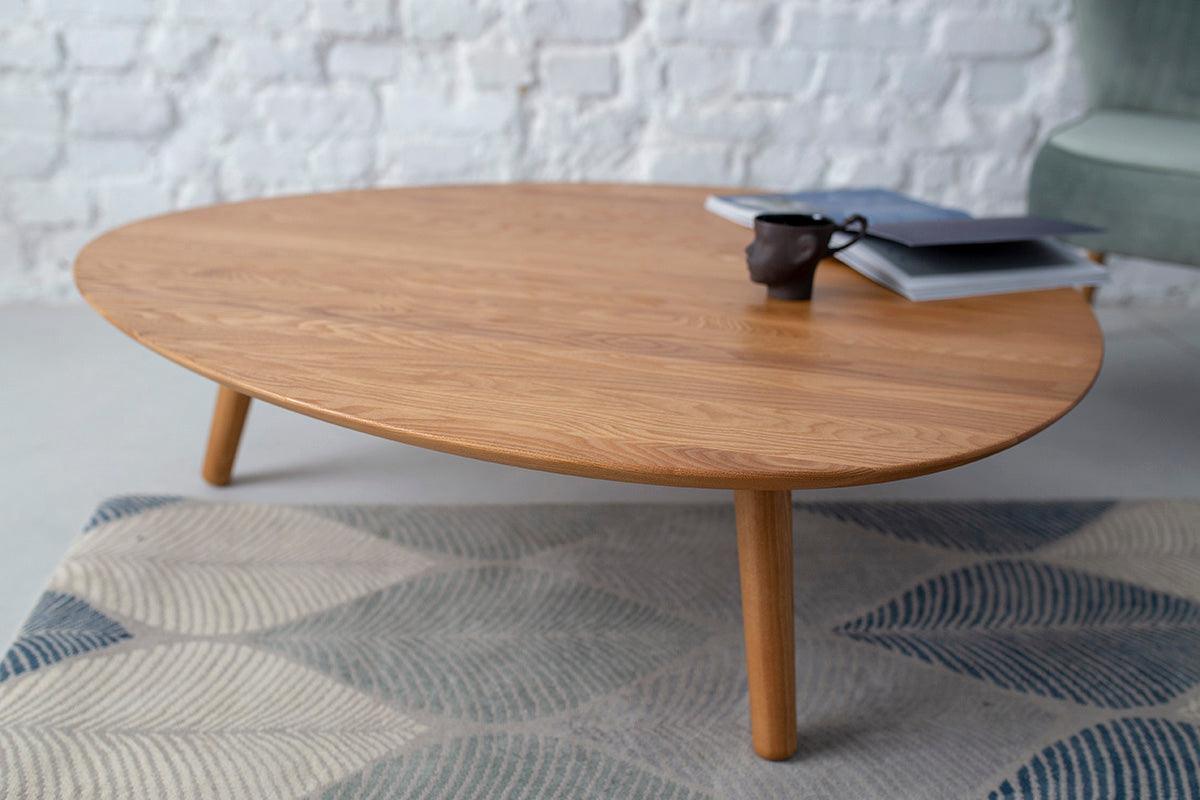 Contrast Pick Oak Coffee Table - WOO .Design