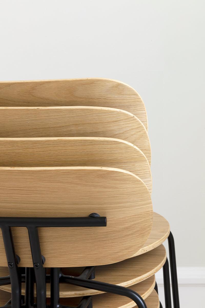 Curious Chair - WOO .Design