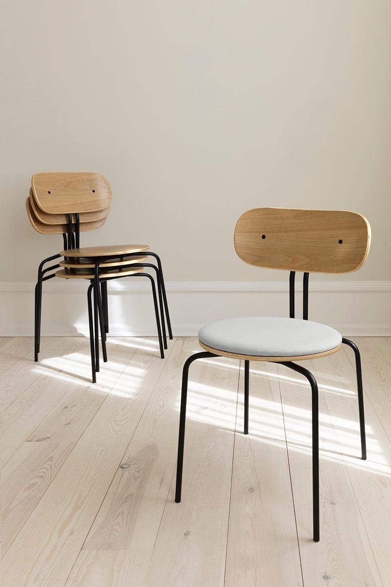 Curious Chair - WOO .Design