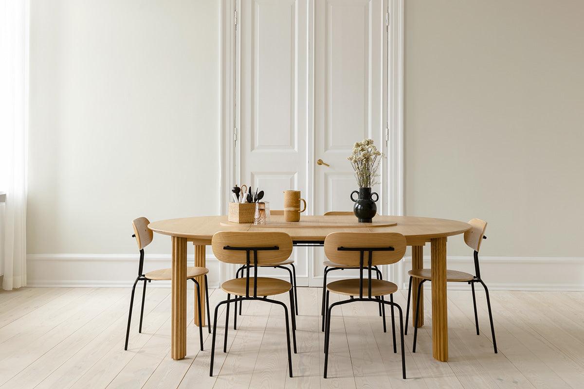 Curious Chair - WOO .Design