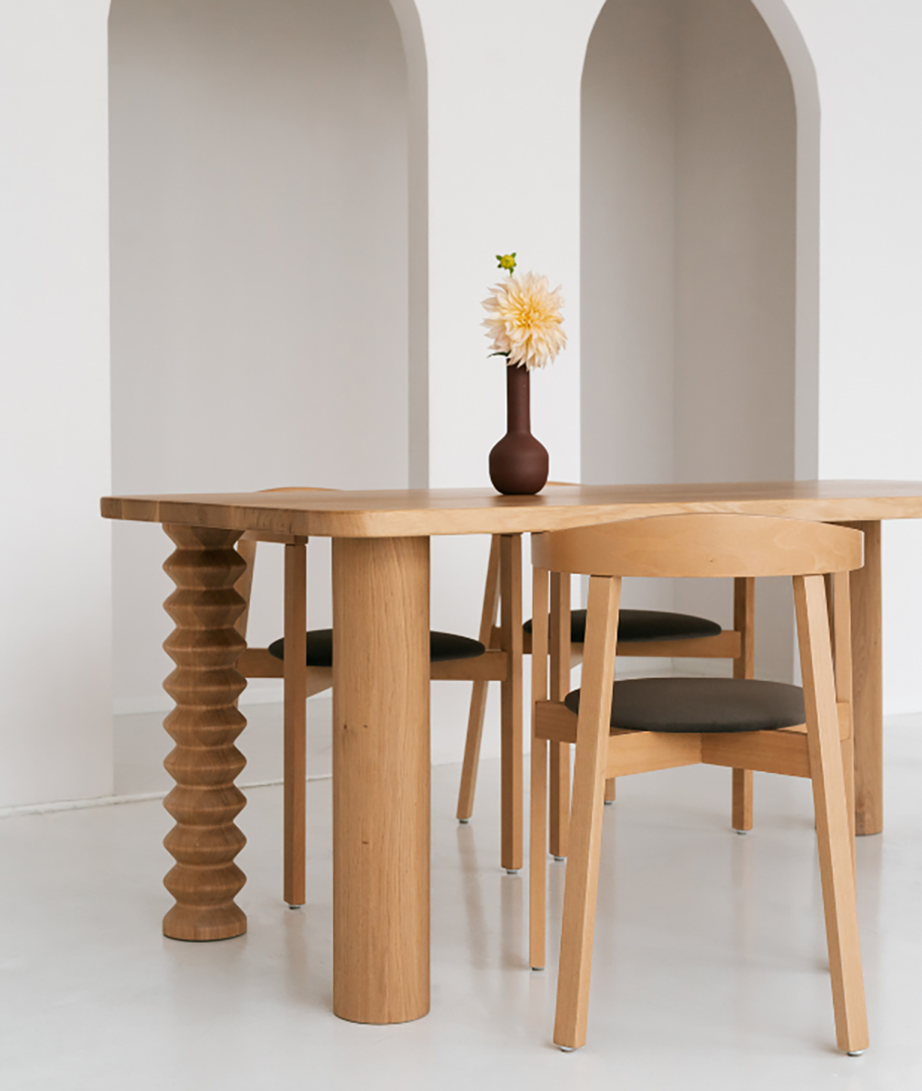 Arta Oak Wood Dining Table