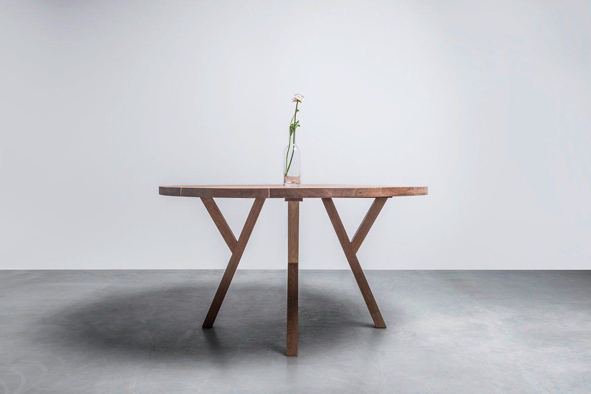 Gloria Oak Wood Round Dining Table