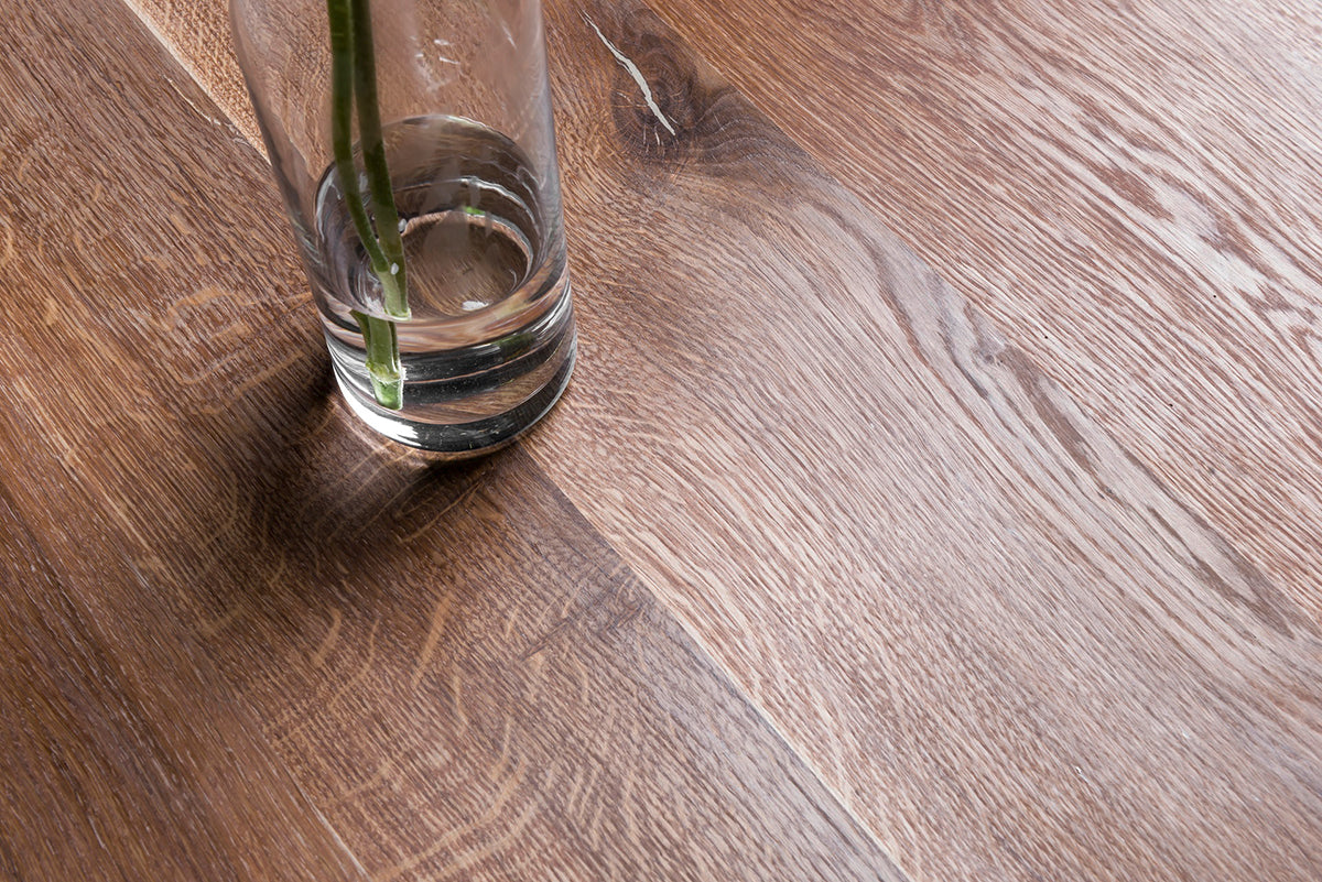 Gloria Oak Wood Round Dining Table