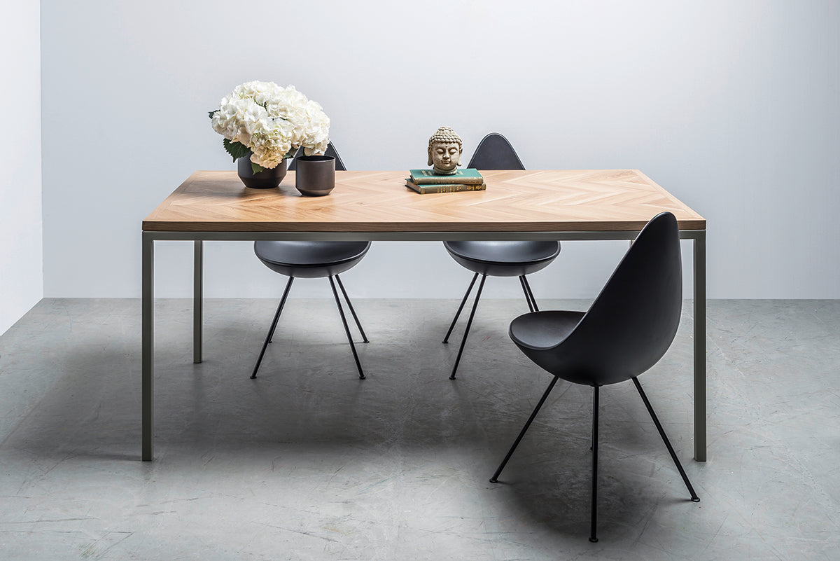 Charlotte Dining Table