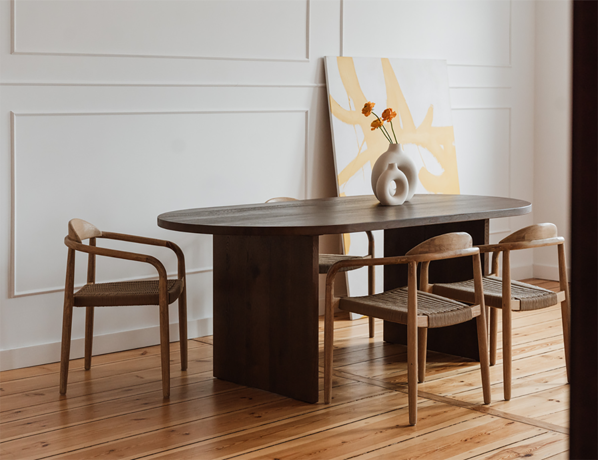 Lars Oak Wood Oval Dining Table