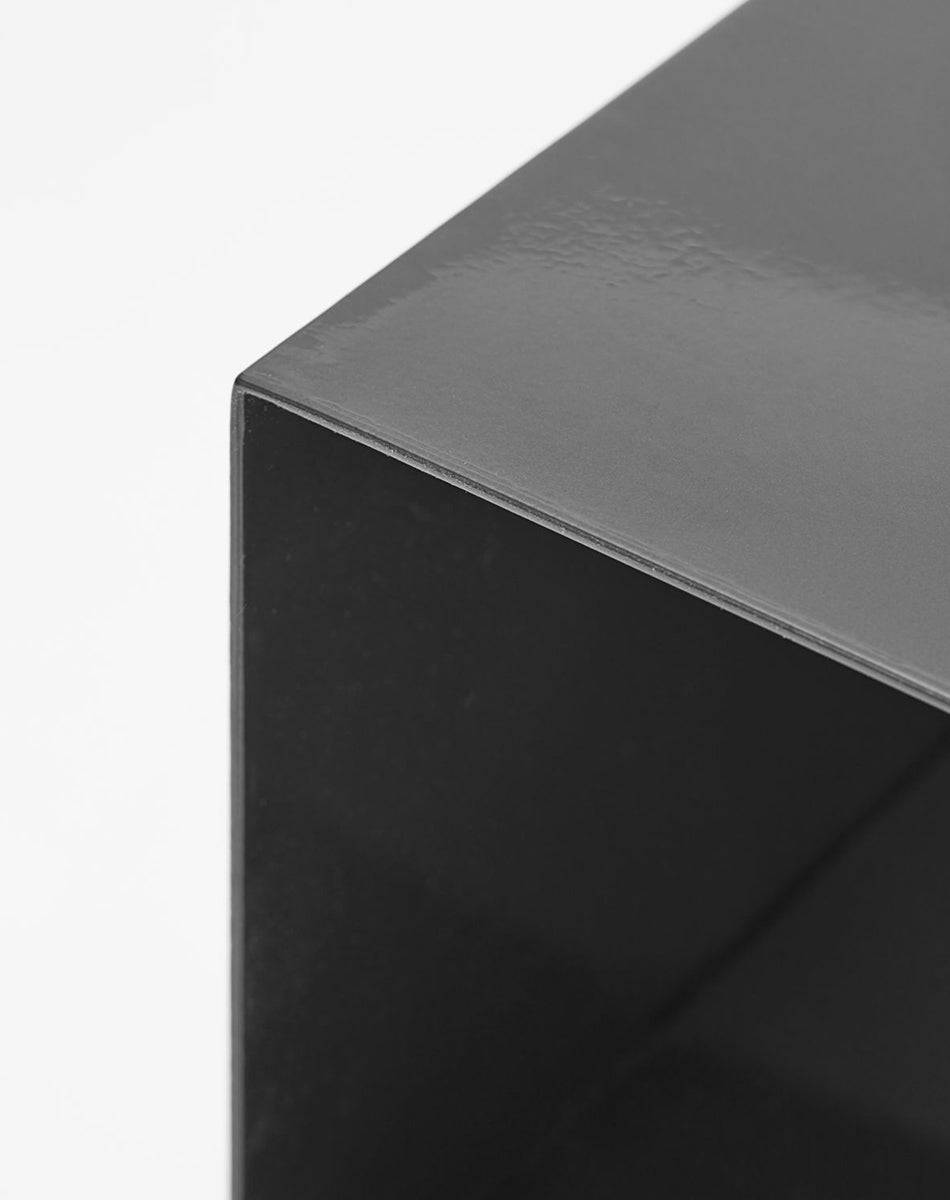 Fari Black Flat Side Table (2/Set)