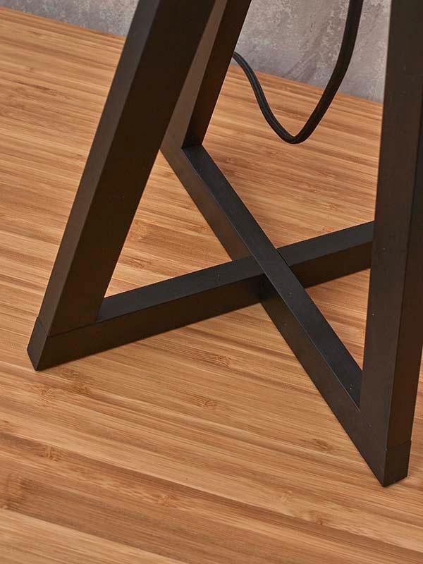 Iguazu 4-Legs Table Lamp - WOO .Design