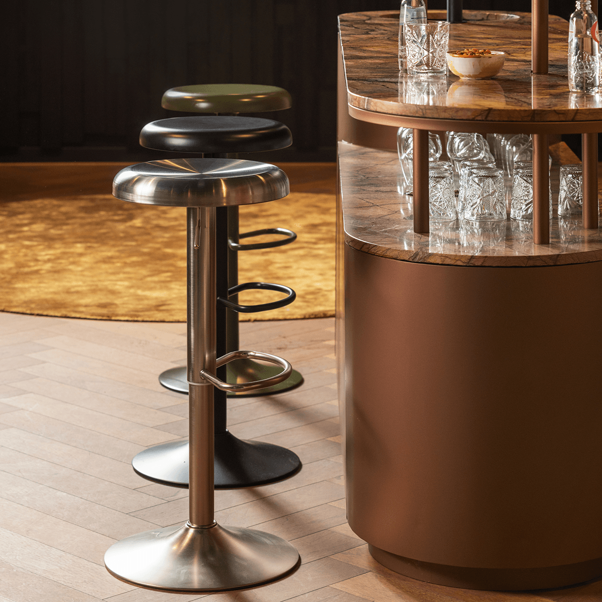 Isaac Metal Bar Stool - WOO .Design