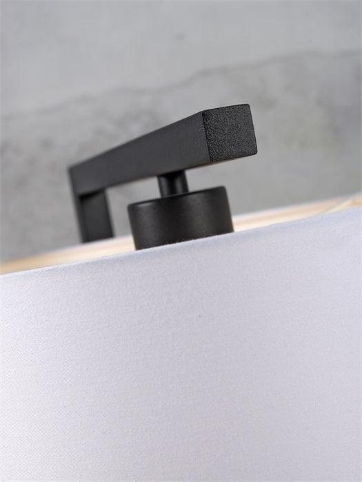 Boston 18 Table Lamp