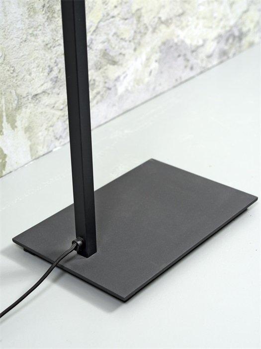 Boston 32 Floor Lamp