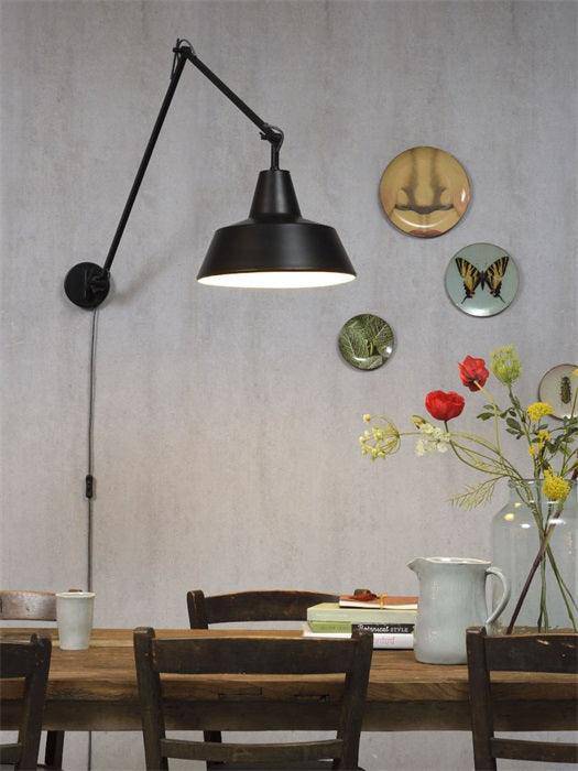 Chicago Wall Lamp