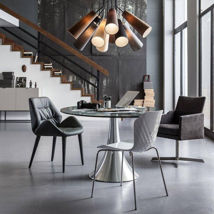 Grande Possibilita Clear Glass Oval Table