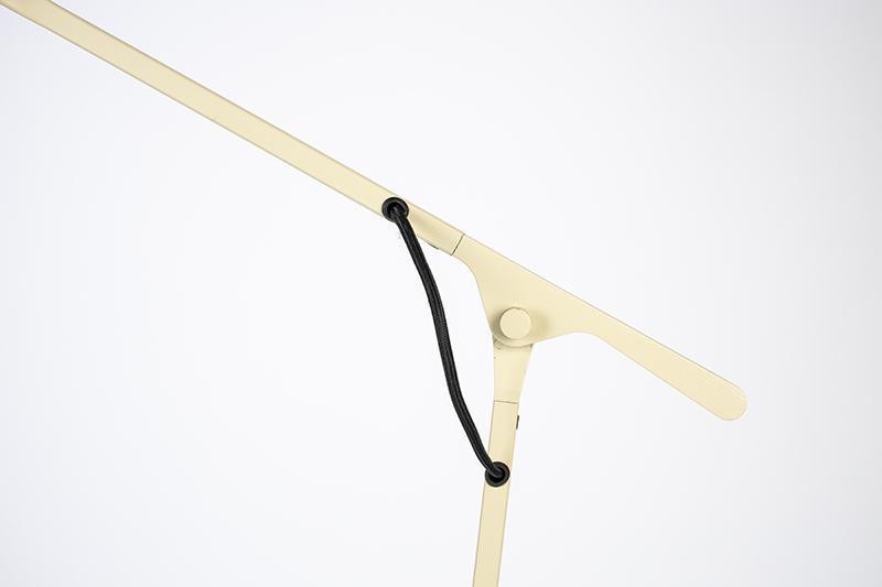 Lau Floor Lamp - WOO .Design