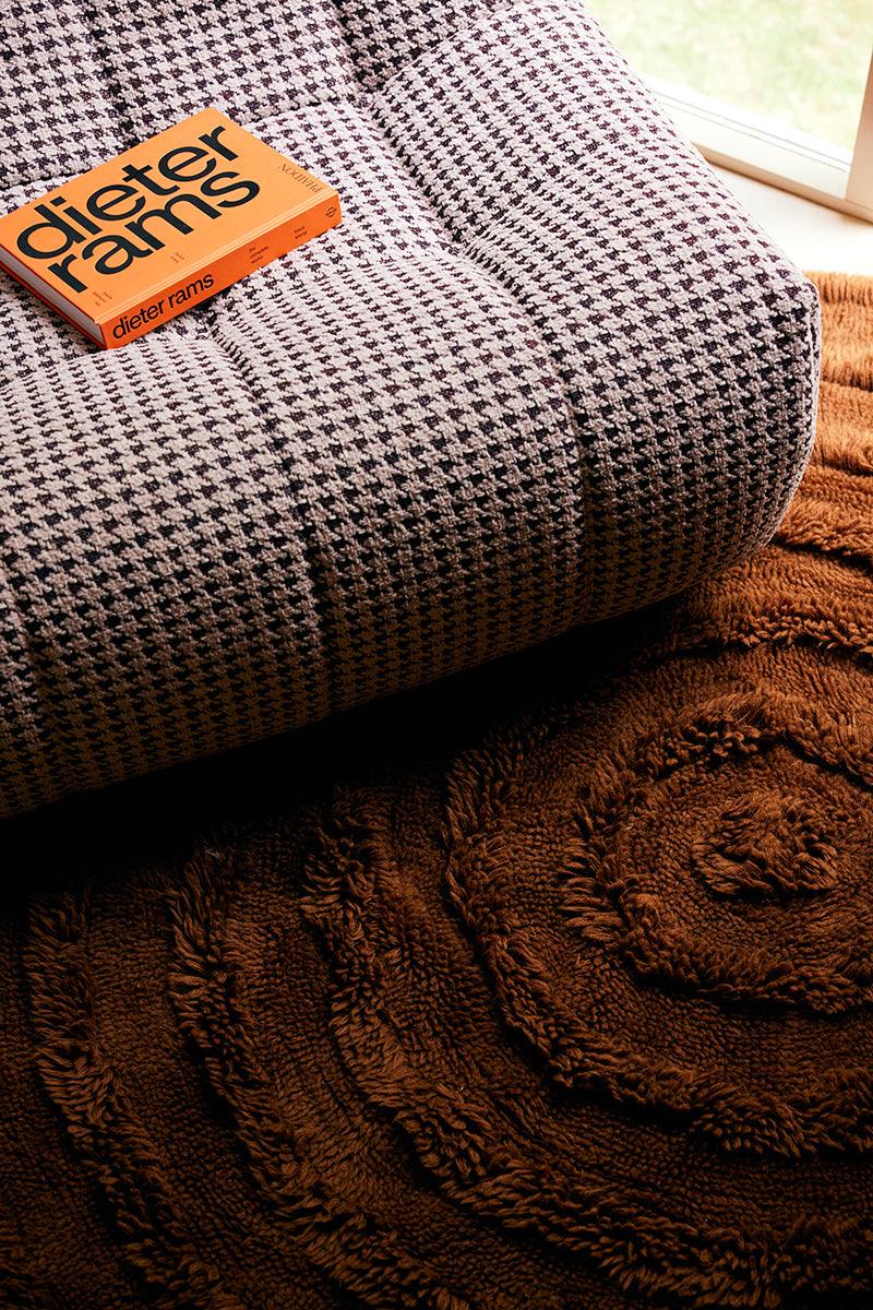 Lazy Lobby Lounge Chair - WOO .Design