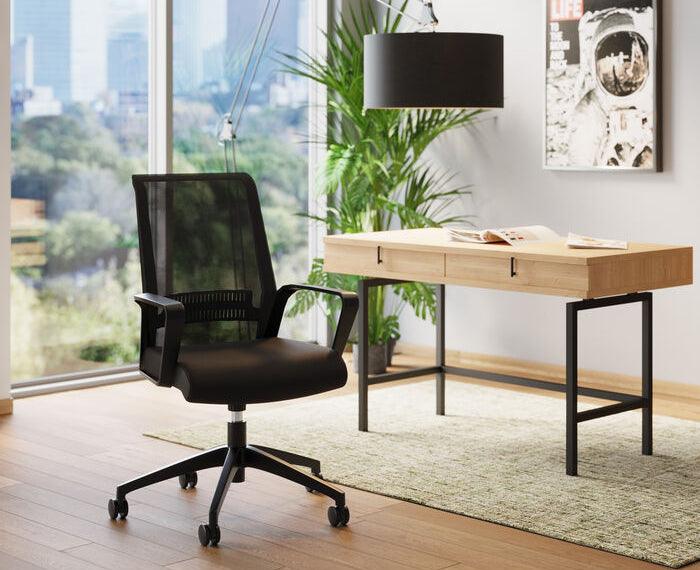 Max Black Office Chair - WOO .Design