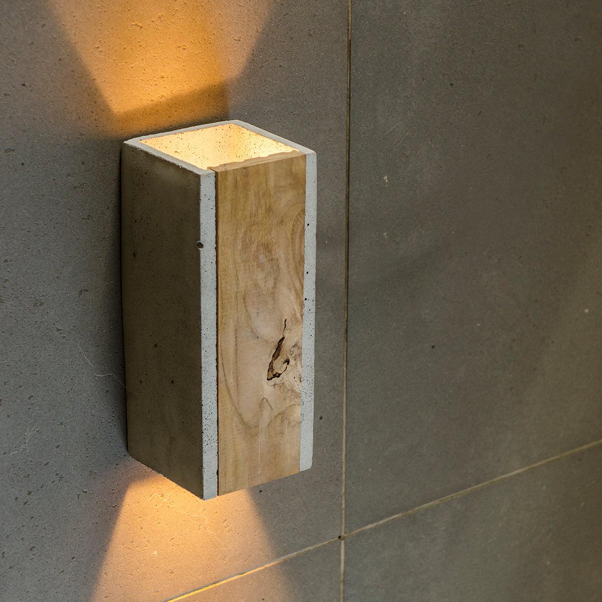 Orto Teak Wall Lamp - WOO .Design