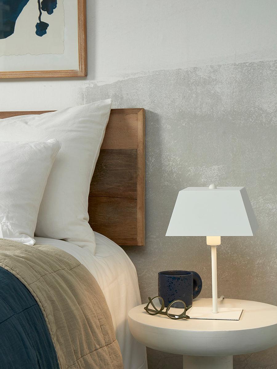 Perth Square Table Lamp - WOO .Design