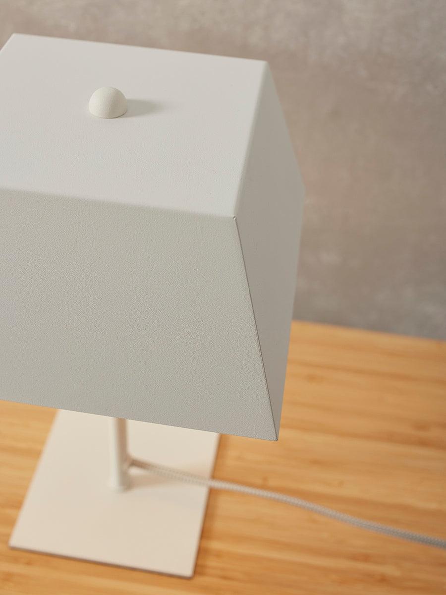Perth Square Table Lamp - WOO .Design