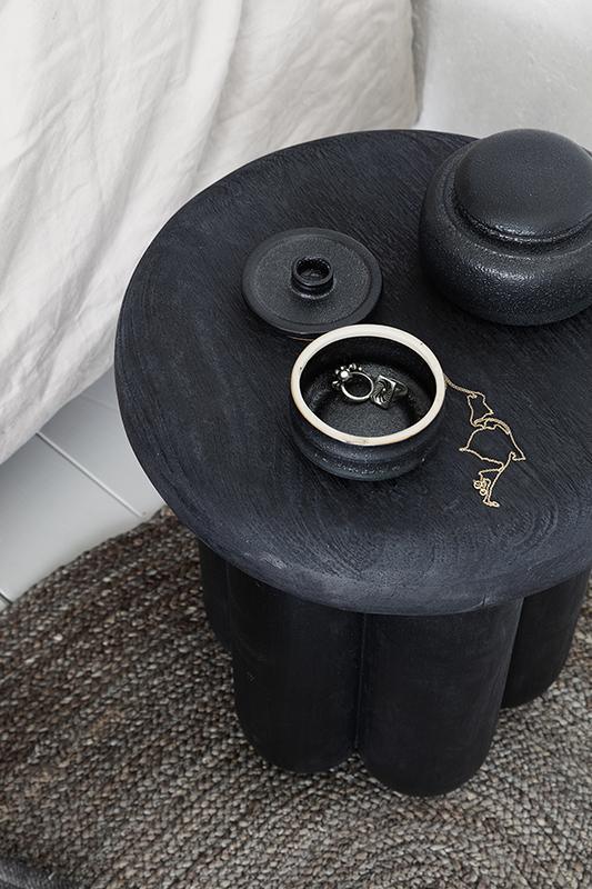 Phant Black Side Table - WOO .Design