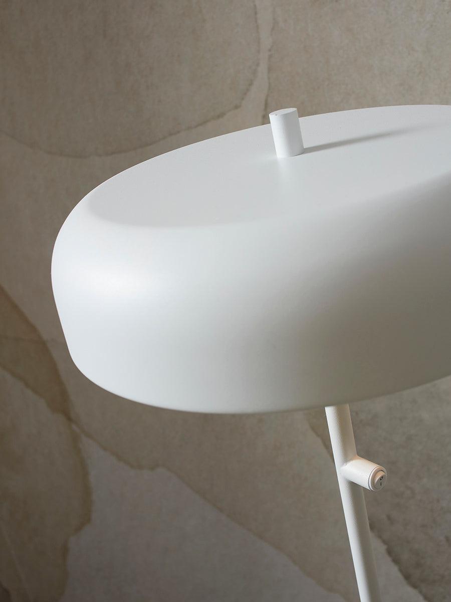 Porto Floor Lamp - WOO .Design