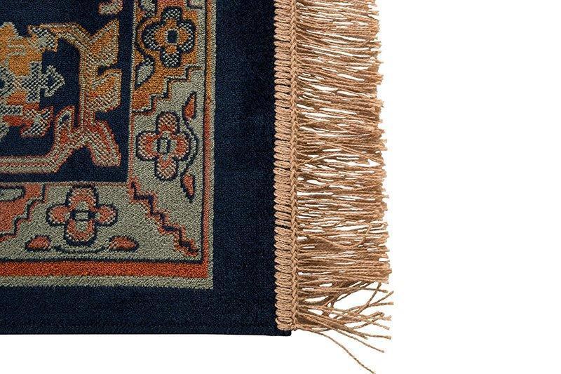 Raz Carpet - WOO .Design