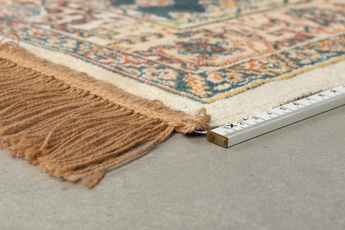 Raz Carpet - WOO .Design