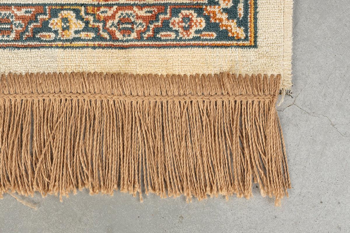Raz Carpet - WOO .Design