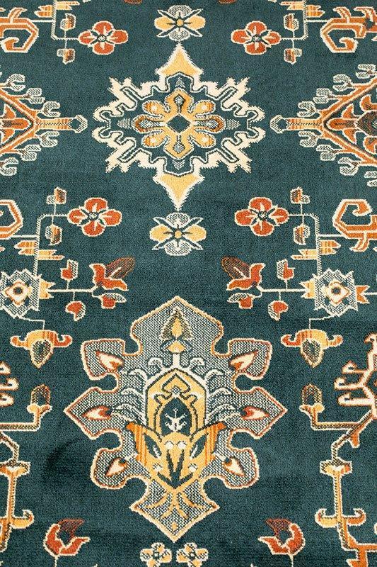 Raz Carpet - WOO .Design