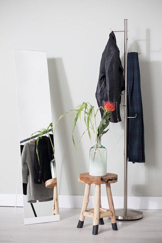 White Stand Mirror - WOO .Design