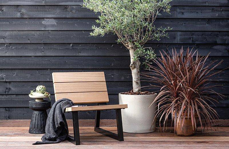 Banco Wooden Outdoor Chair