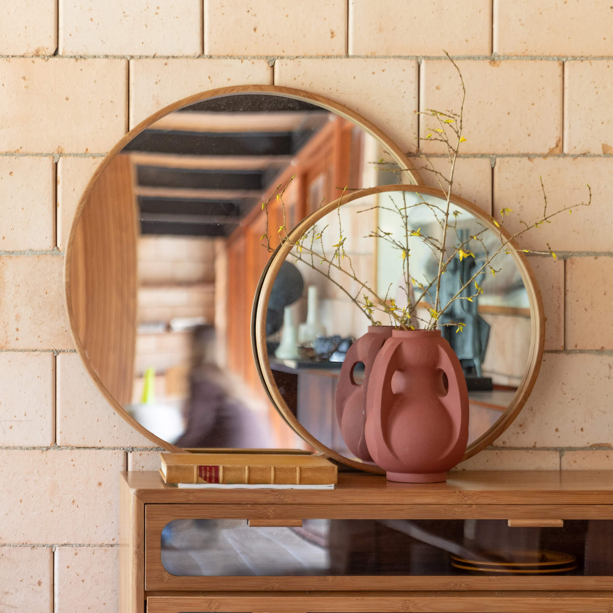 Round Mirrors - WOO .DESIGN