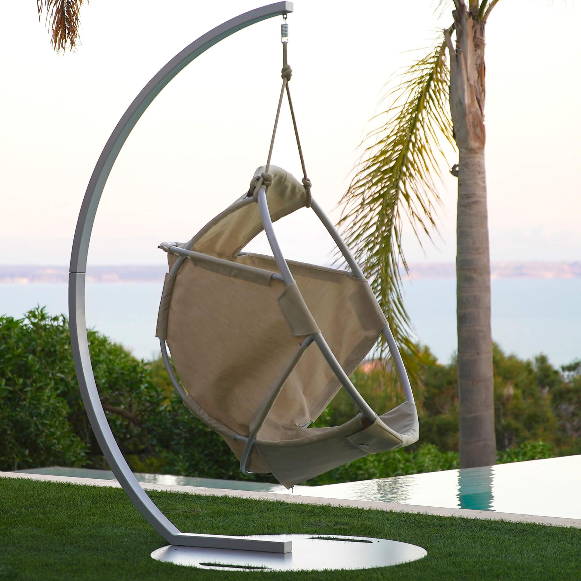 Hanging Chairs - WOO .Design