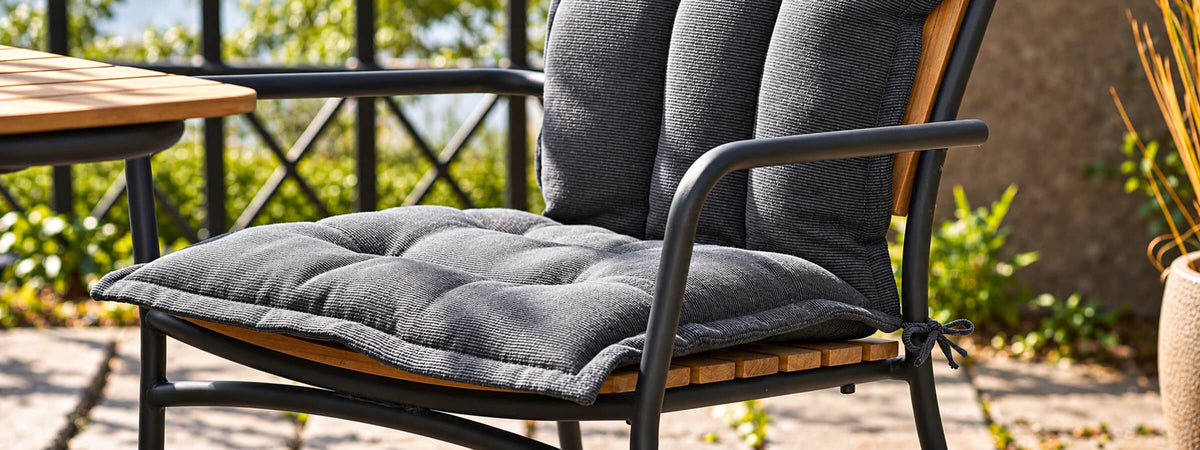 Outdoor Cushions • WOO.design