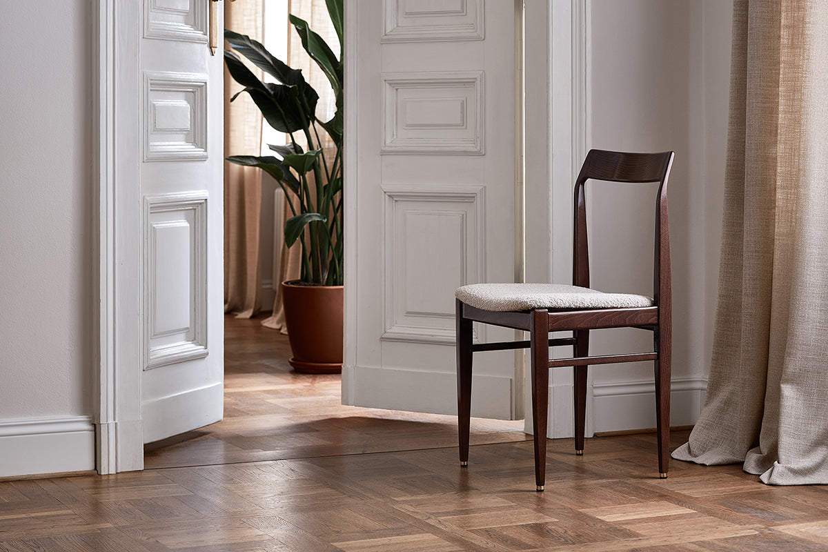 Homa 104 Mid-Century Design Chair