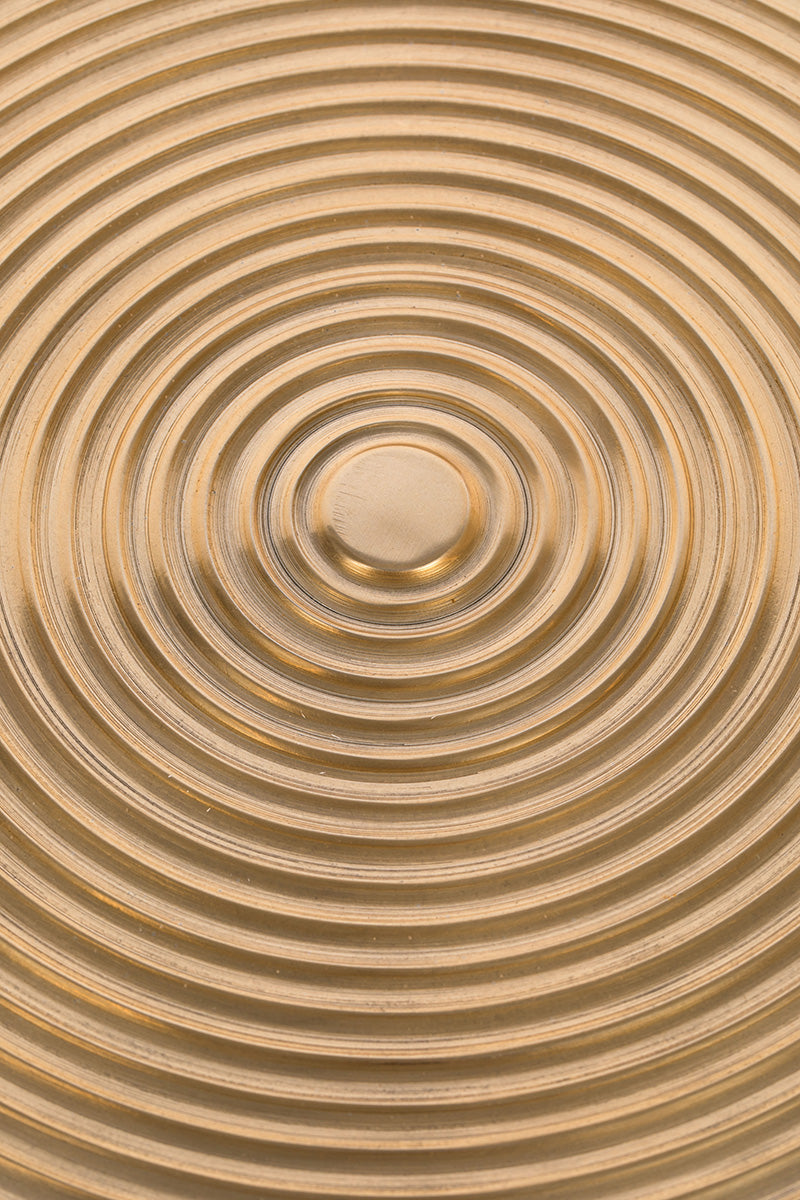 Hypnotising Dining Table