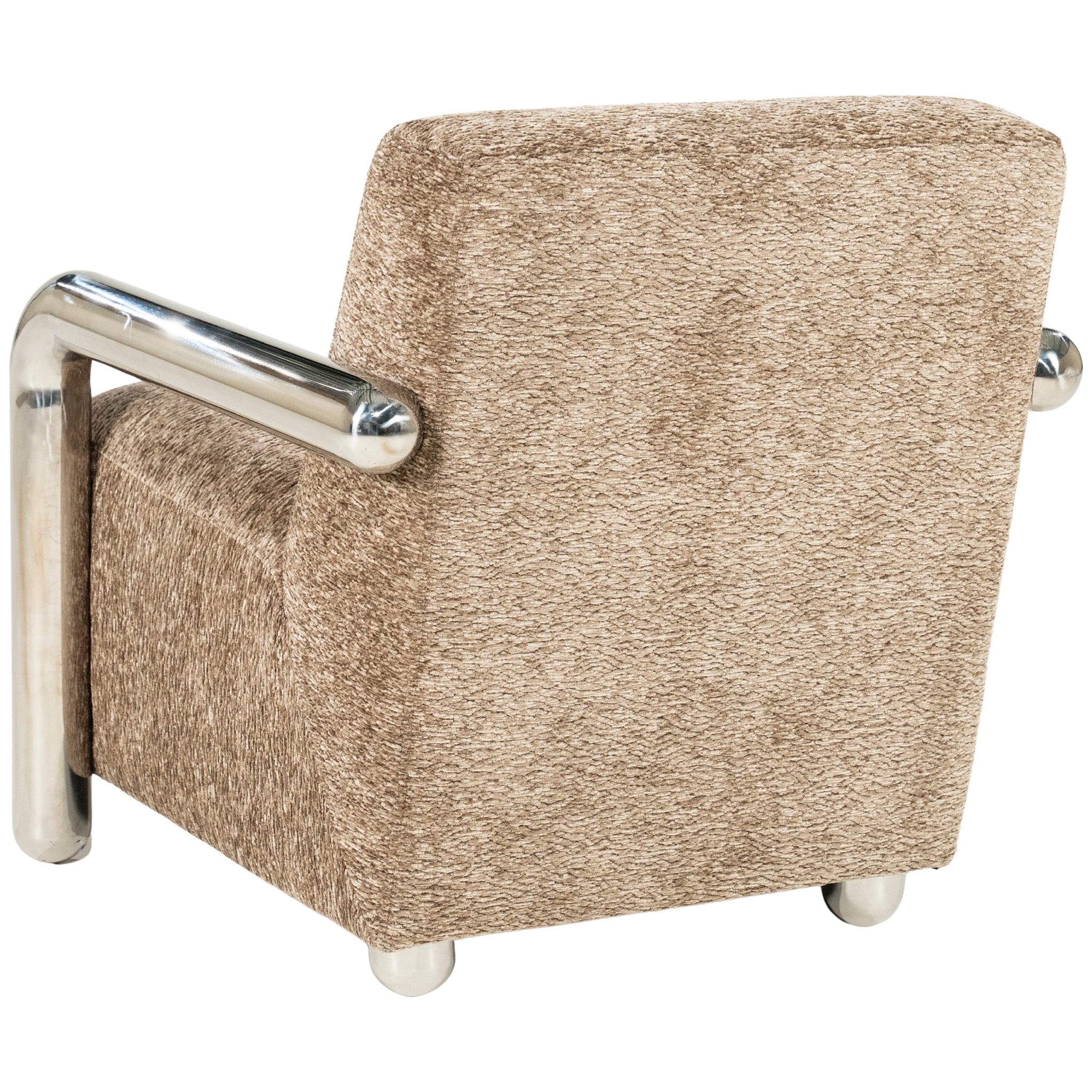 Chromette Lumora Lounge Chair