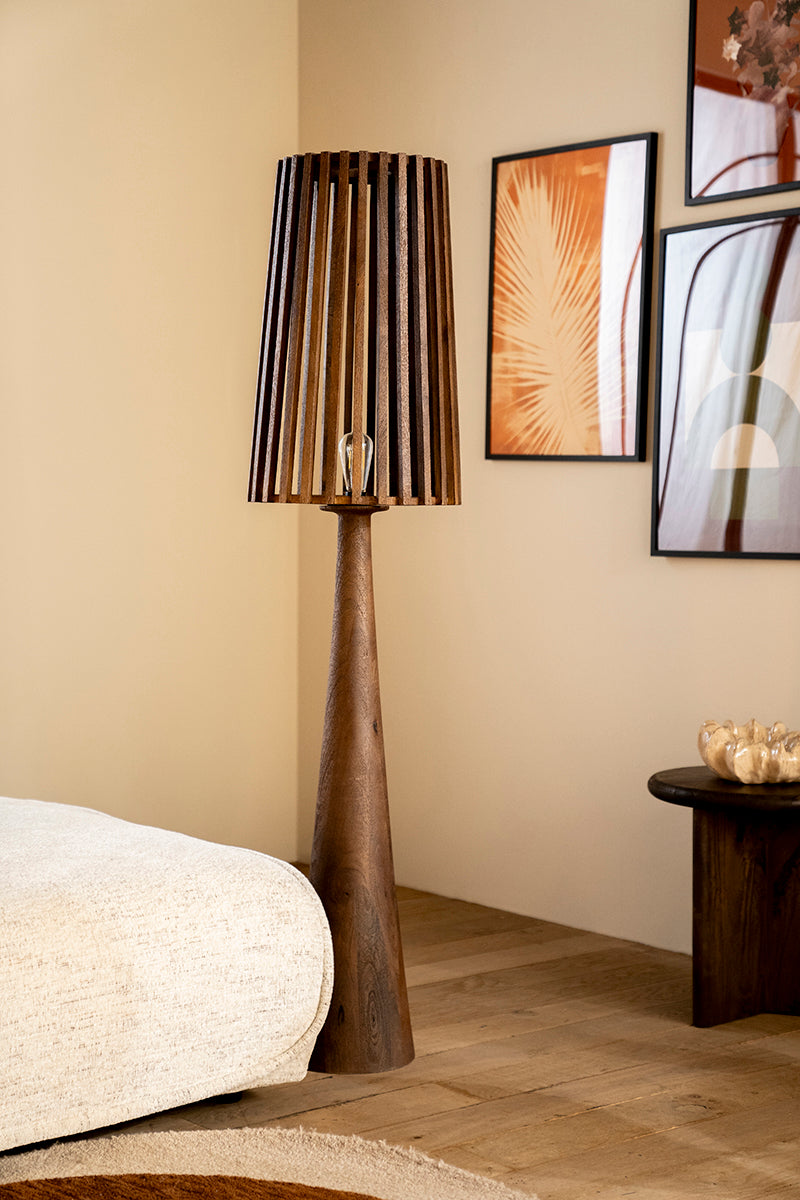 Guard Floor Lamp - WOO .Design