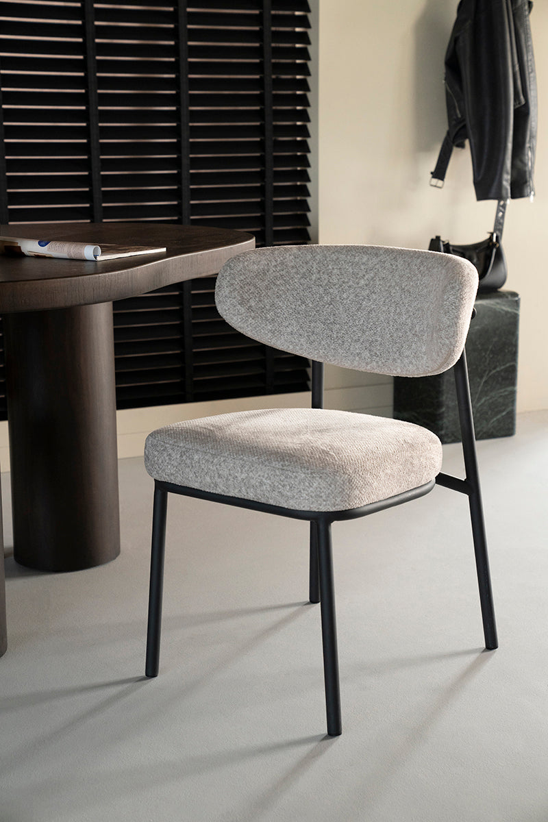 Jari Chair
