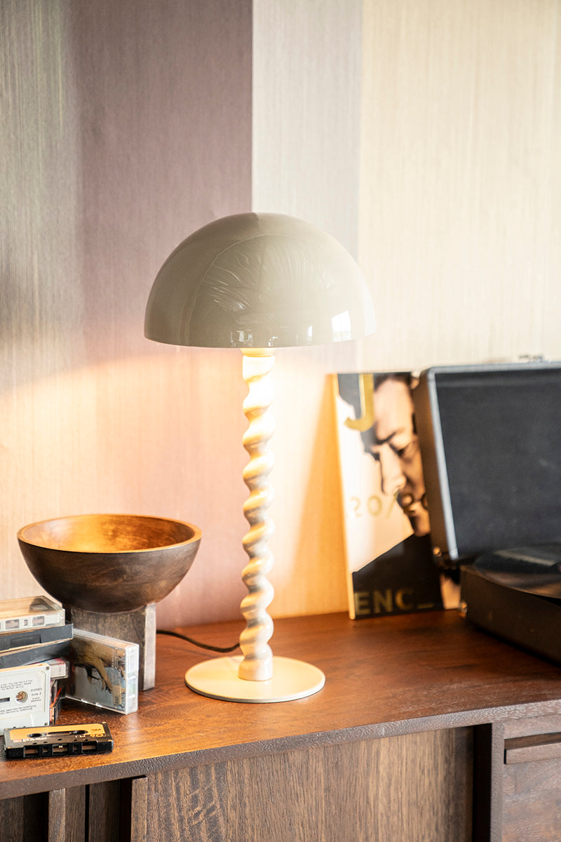 Luox Table Lamp