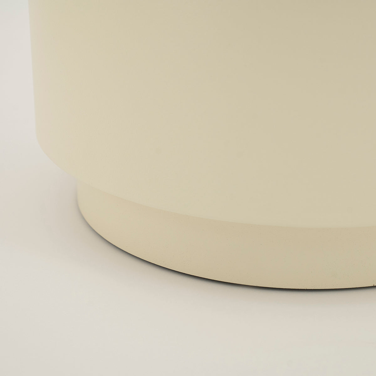 Mesita Side Table